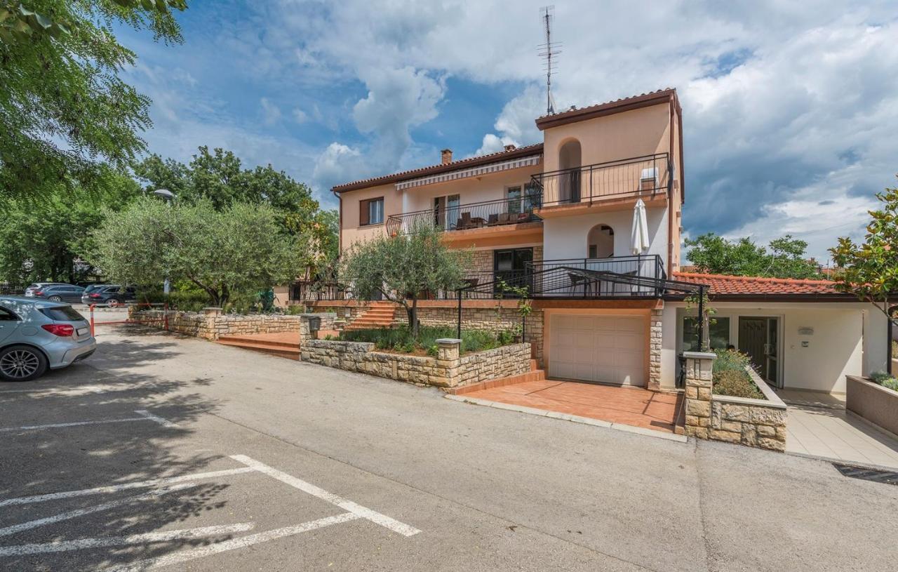 Apartments Zrnic Poreč Oda fotoğraf